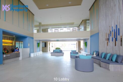 10 Lobby
