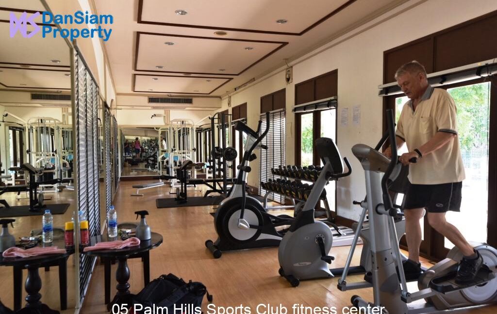 05 Palm Hills Sports Club fitness center