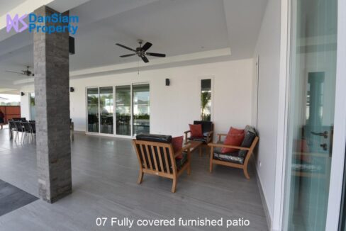 07 Fully covered furnished patio