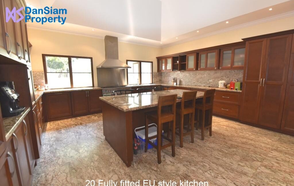 20 Fully fitted EU style kitchen