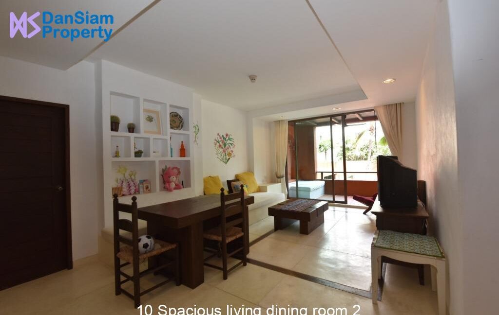 10 Spacious living dining room 2