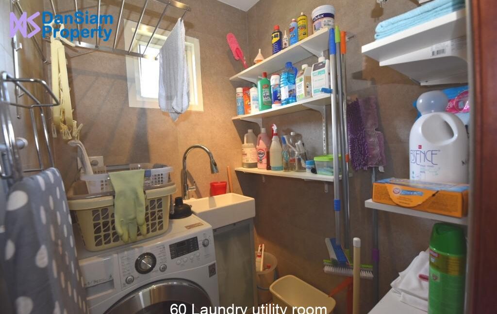 60 Laundry utility room