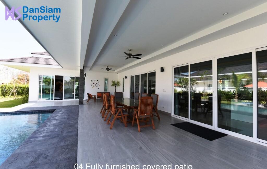 04 Fully furnished covered patio
