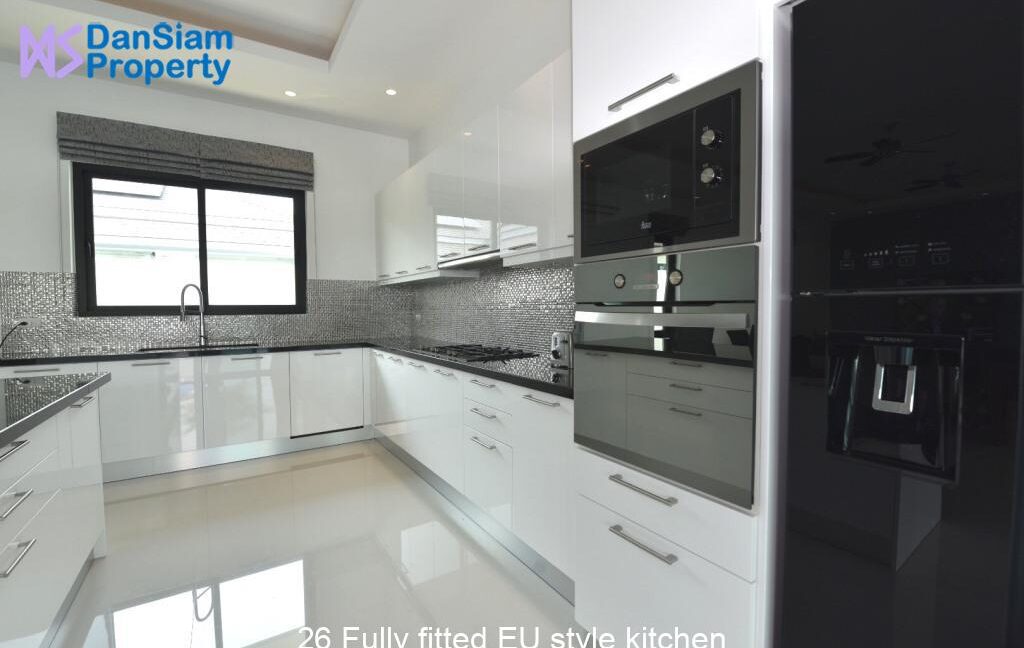 26 Fully fitted EU style kitchen