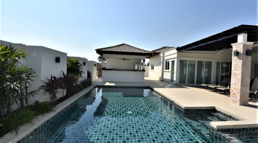 02 Brand new Villa for Rent at Orchid Paradise