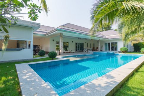01 Palm Villas Pool Villa