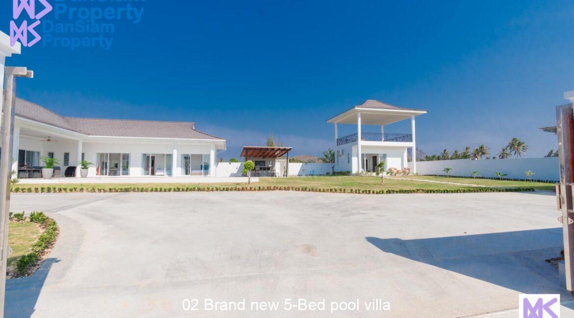 02 Brand new 5-Bed pool villa
