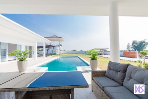 03 Brand new 5-Bed pool villa
