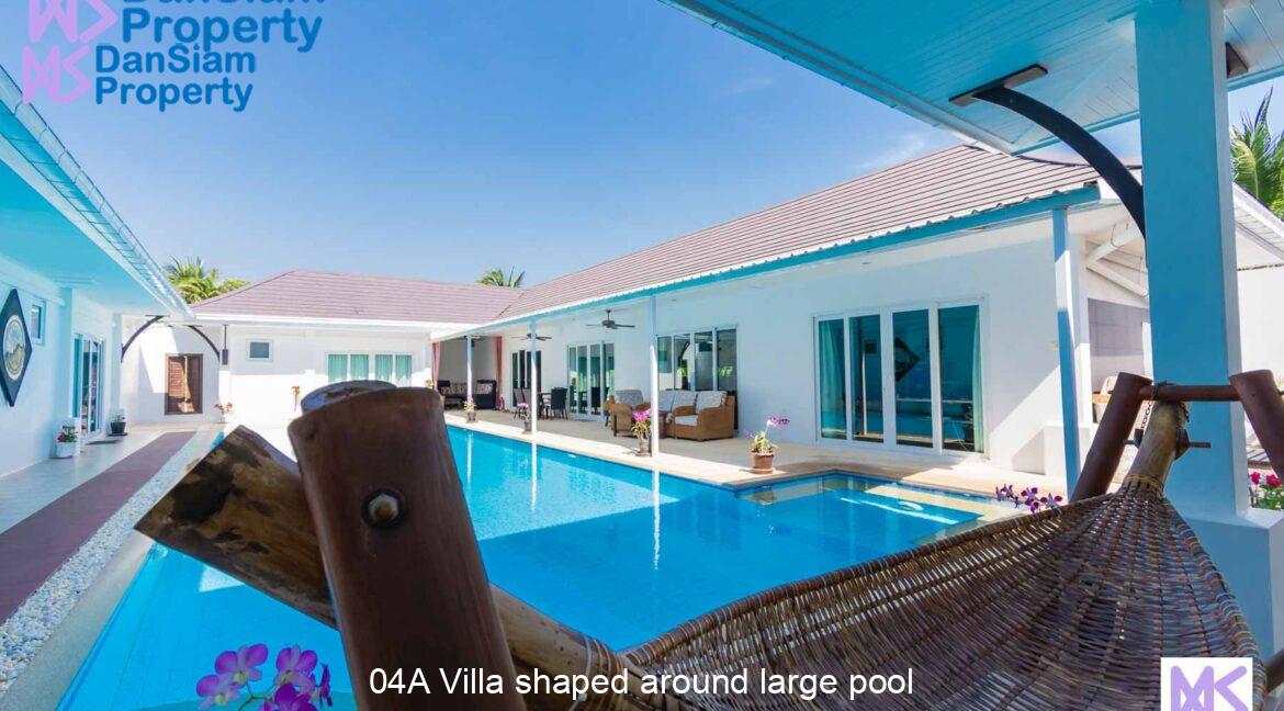 04A Villa shaped around large pool
