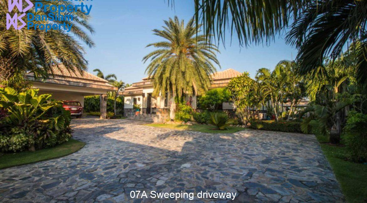 07A Sweeping driveway