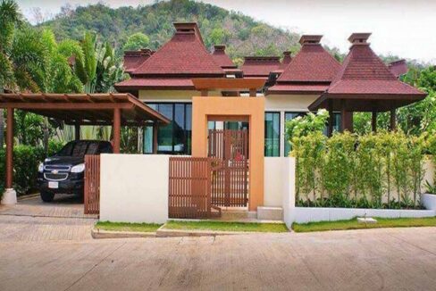 04 Luxury Thai-Bali-style Villa