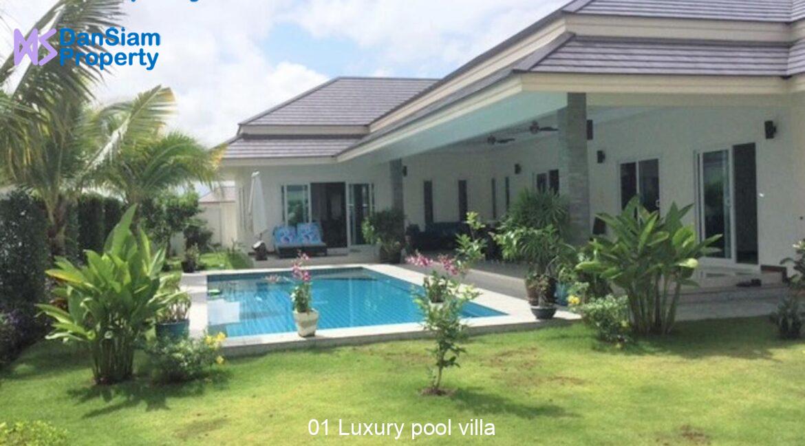 01 Luxury pool villa