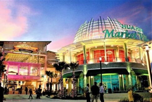 92 Market Village Shopping Mall