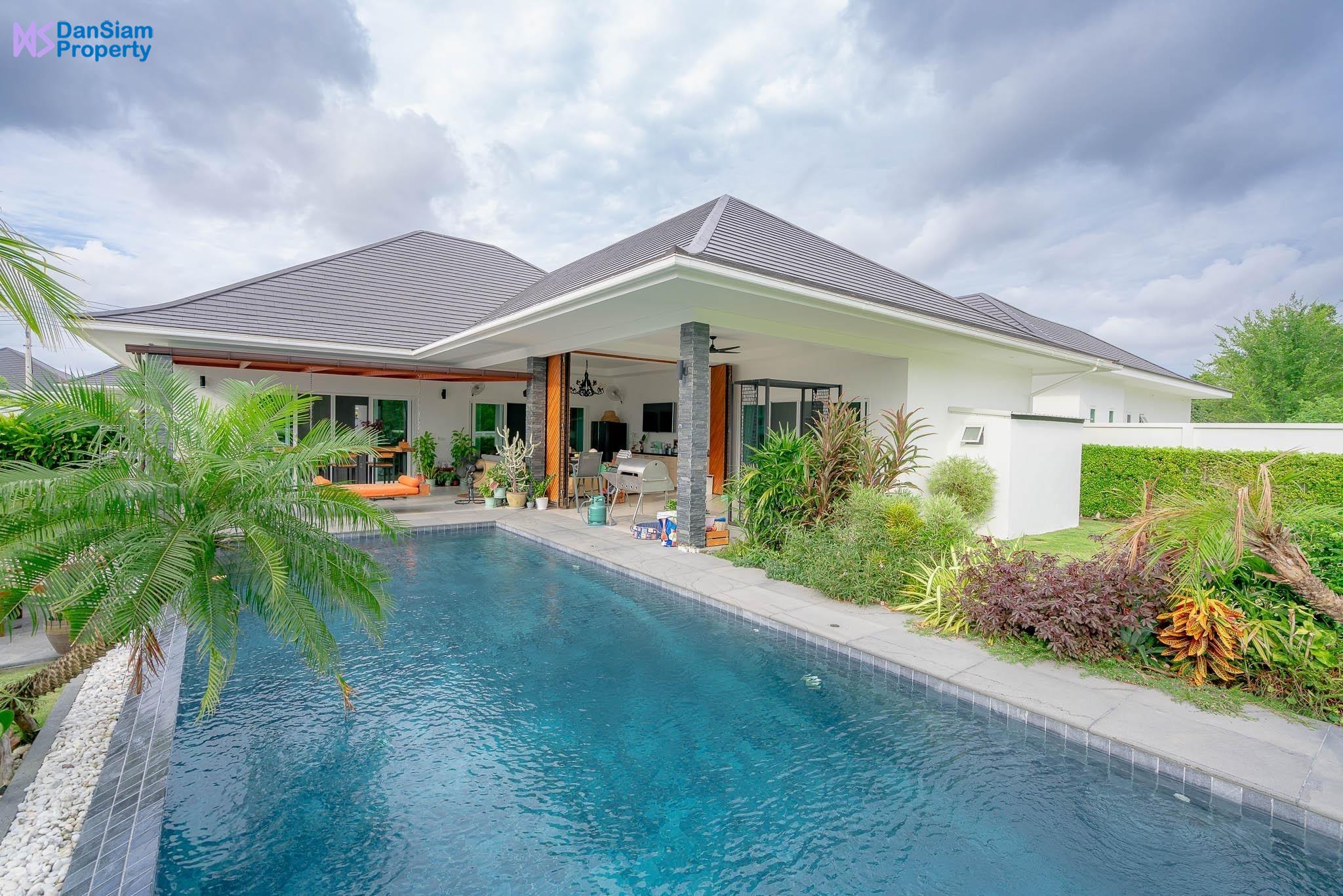 Luxury 5-Bed Pool Villa in Hua Hin at Aria Estate