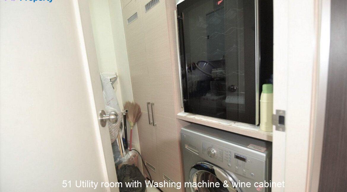51 Utility room with Washing machine & wine cabinet