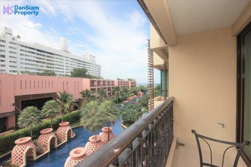 03 Condo balcony with pool view