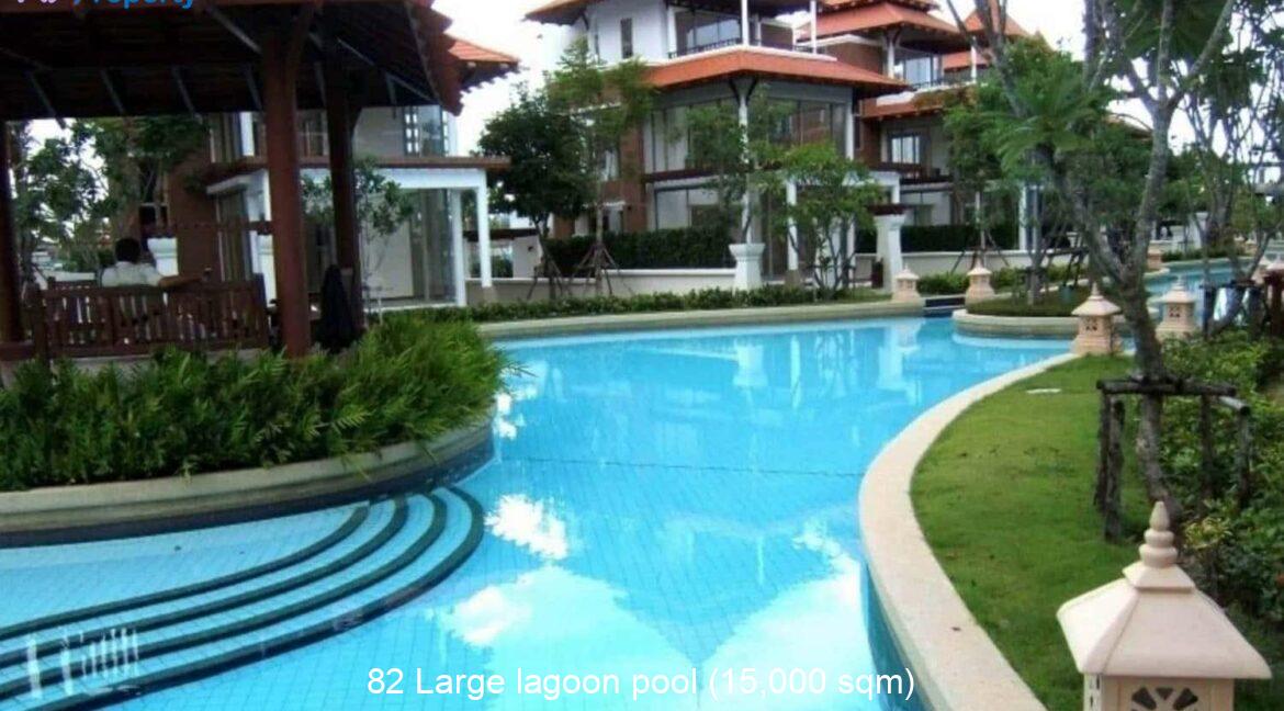 82 Large lagoon pool (15,000 sqm)