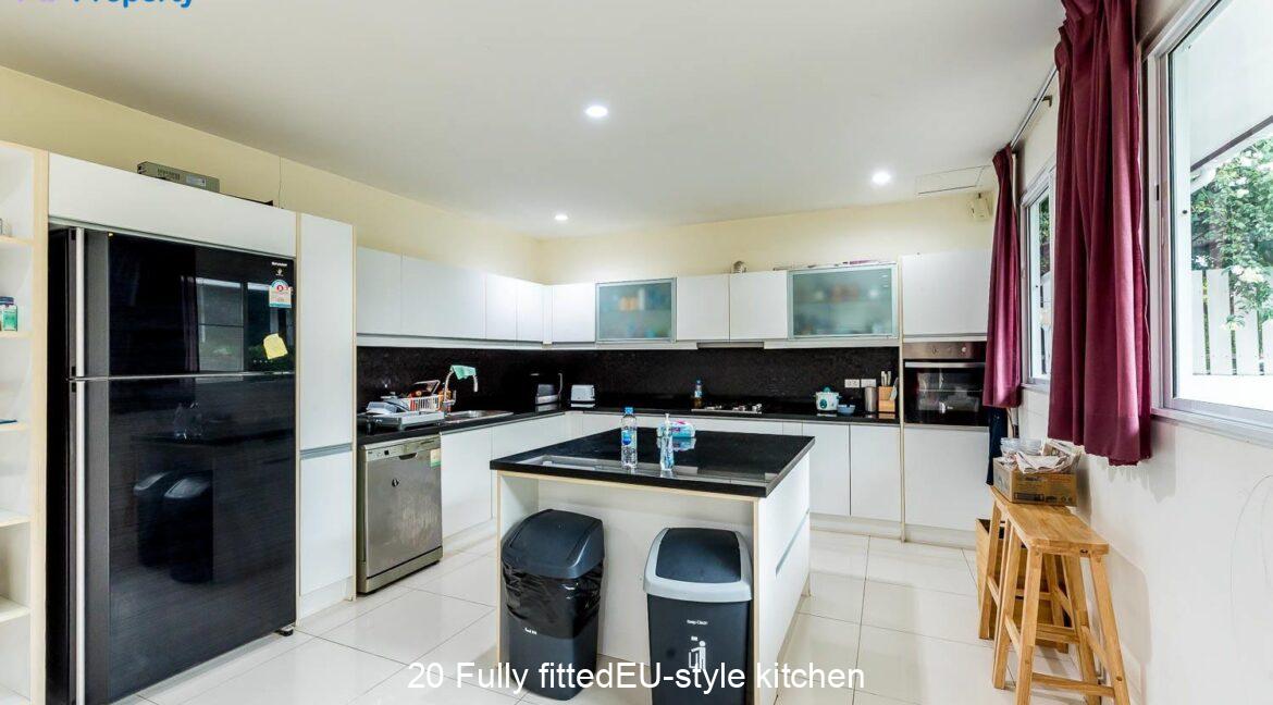 20 Fully fittedEU-style kitchen