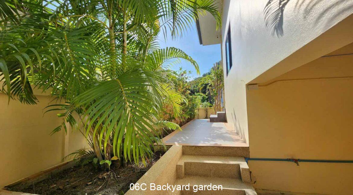 06C Backyard garden