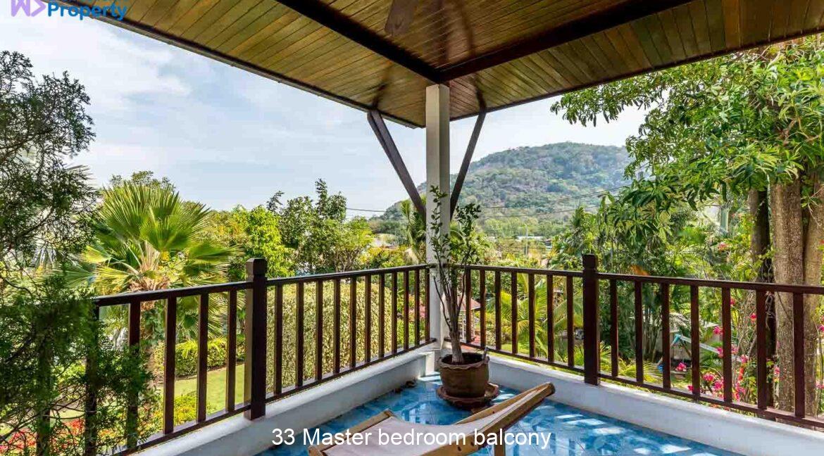 33 Master bedroom balcony