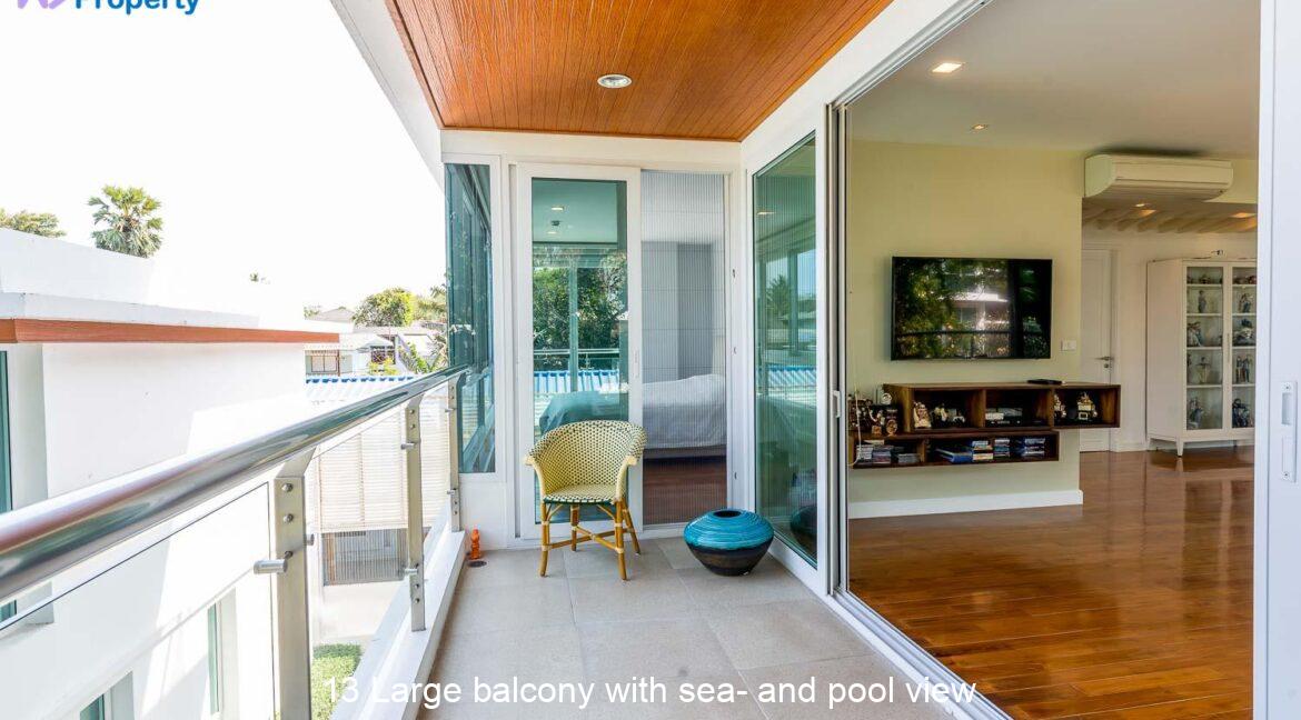 13 Large balcony with sea- and pool view
