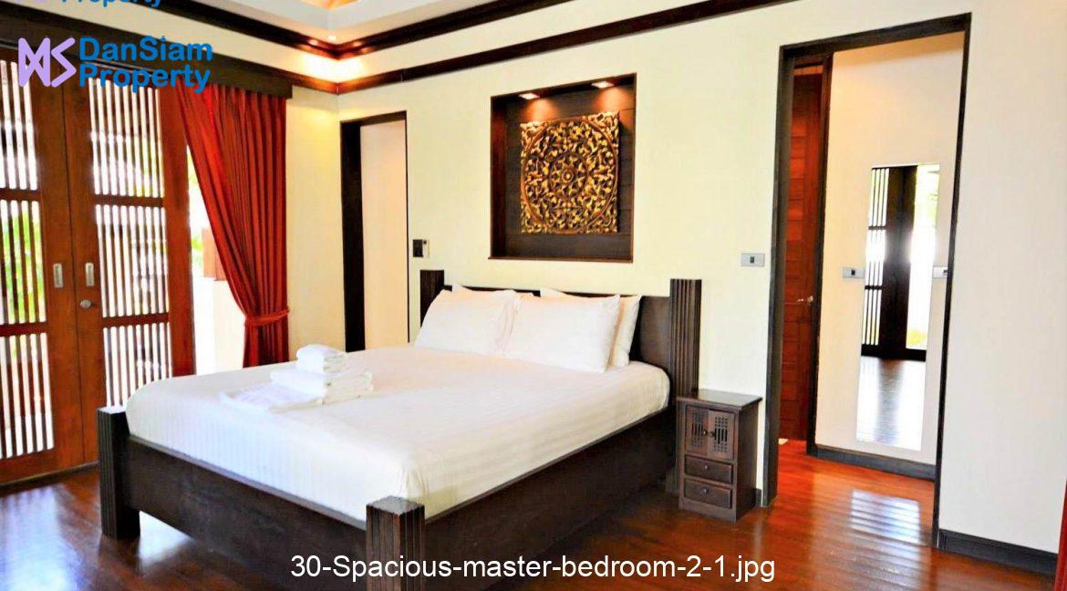 30-Spacious-master-bedroom-2-1.jpg
