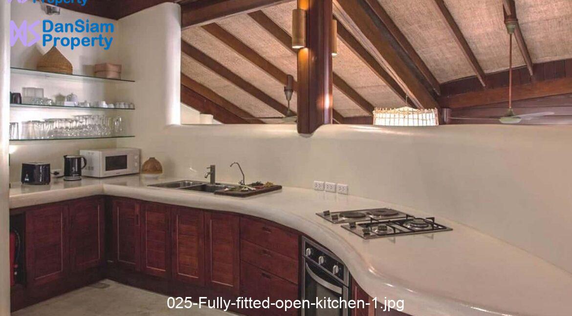 025-Fully-fitted-open-kitchen-1.jpg