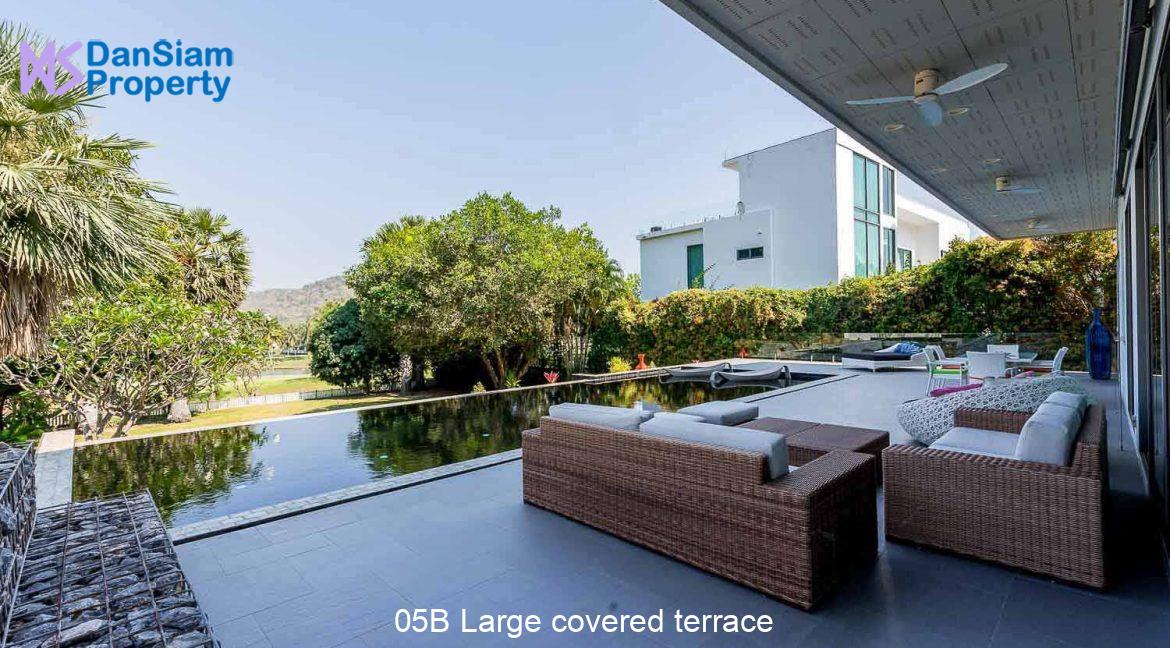 05B Large covered terrace
