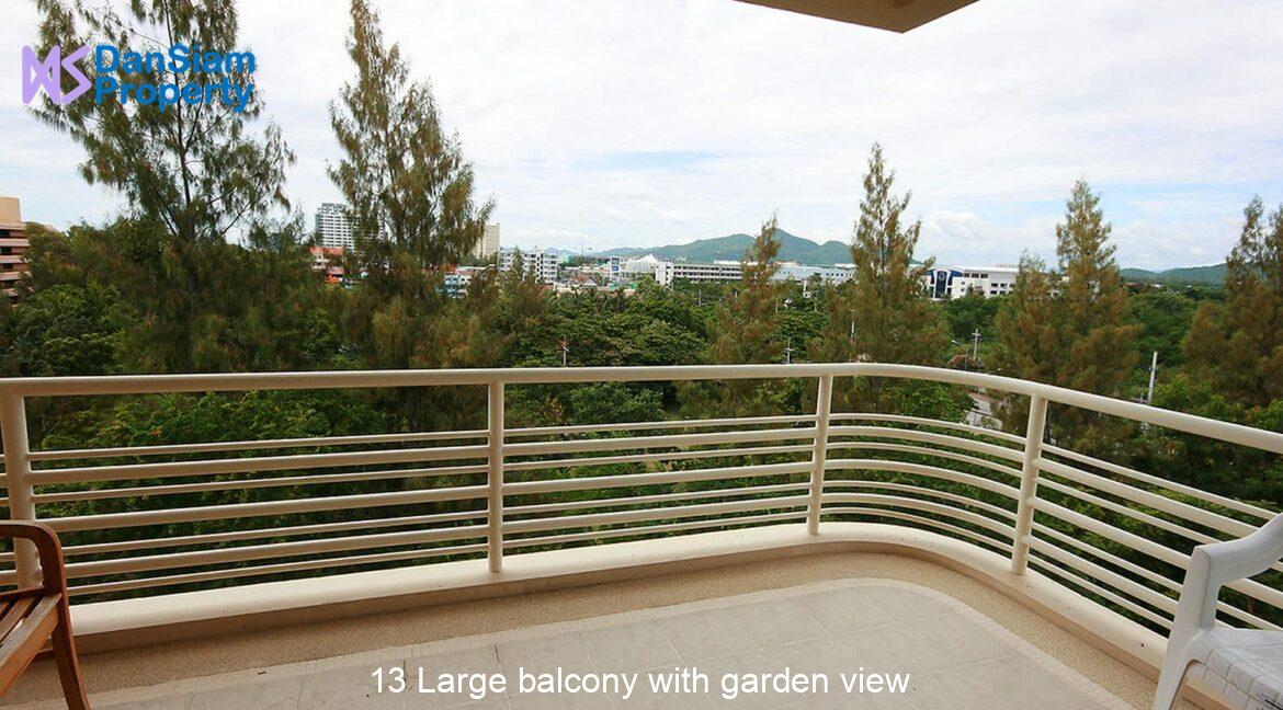 13 Large balcony with garden view
