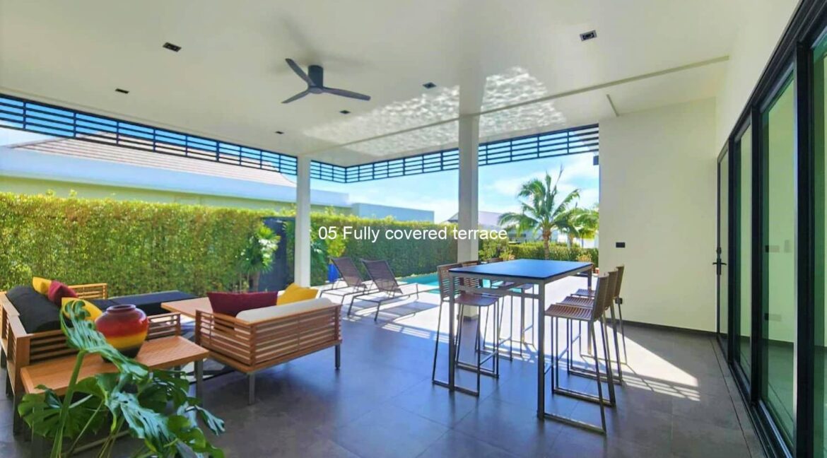 05 Fully covered terrace