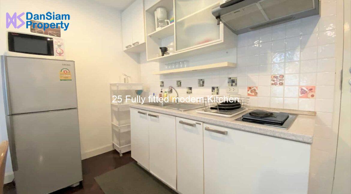 25 Fully fitted modern Kitchen