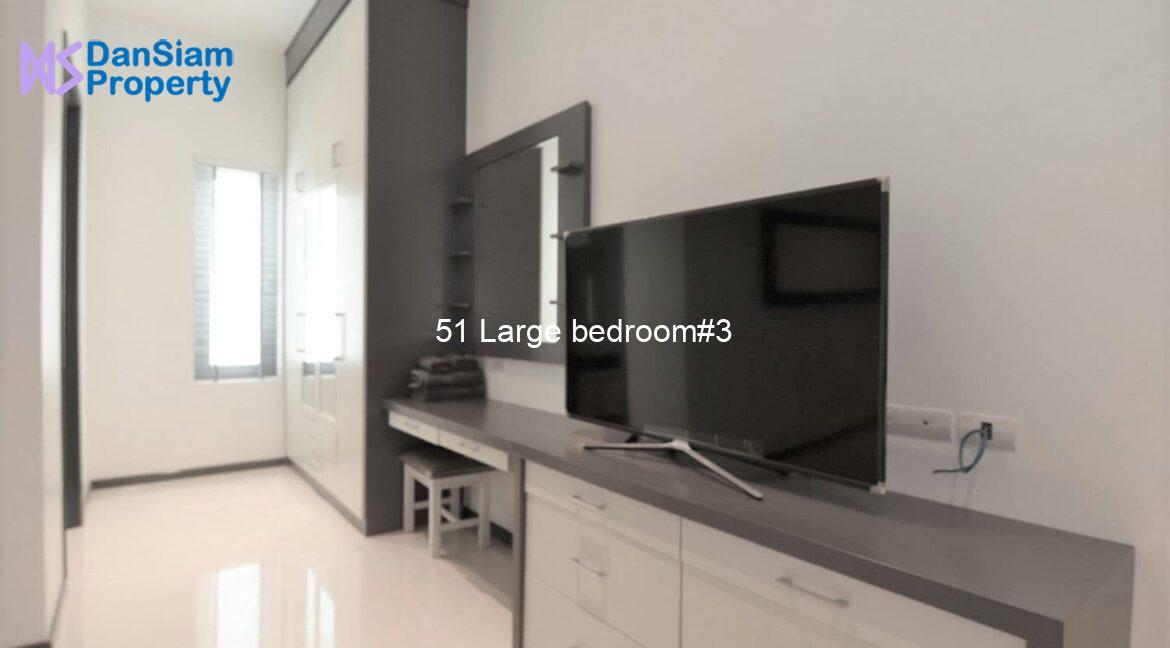 51 Large bedroom#3