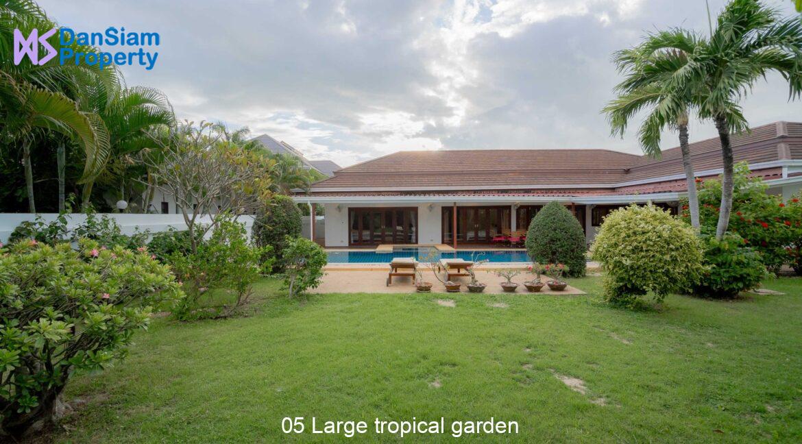 05 Large tropical garden
