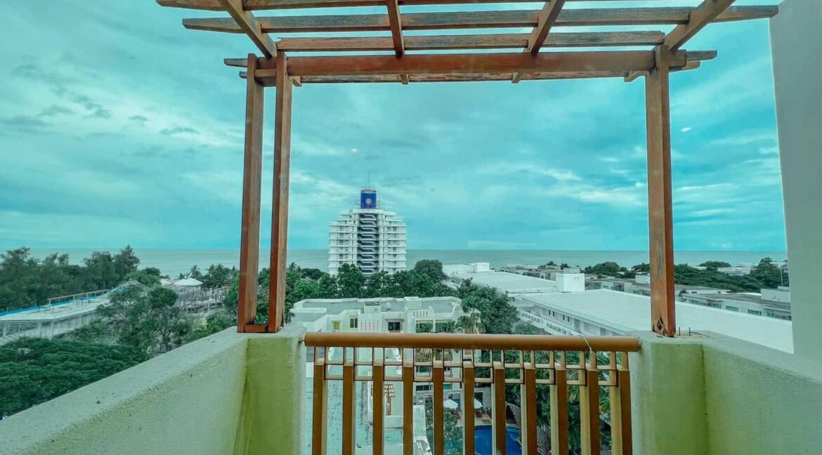 13 Balcony with view