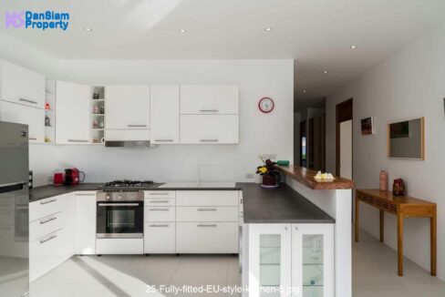 25-Fully-fitted-EU-style-kitchen-5.jpg