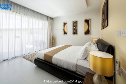 41-Large-bedroom2-1-1.jpg