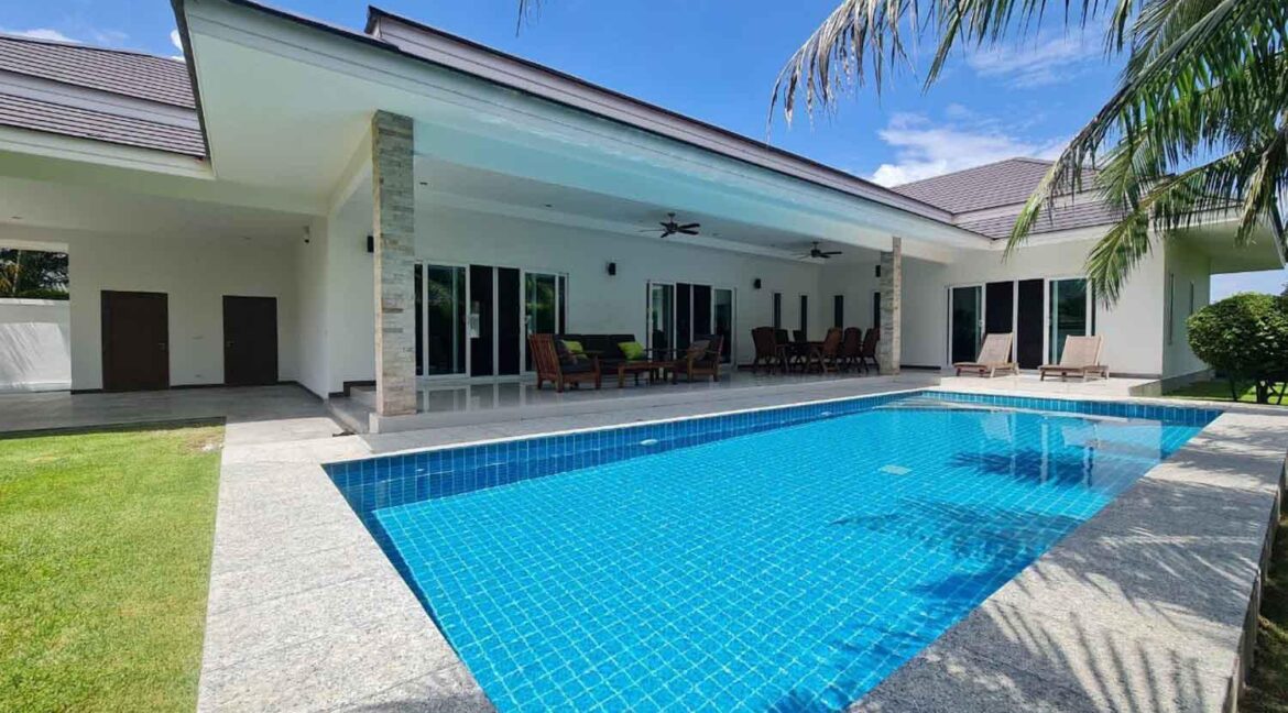 01 Palm Villas pool villa