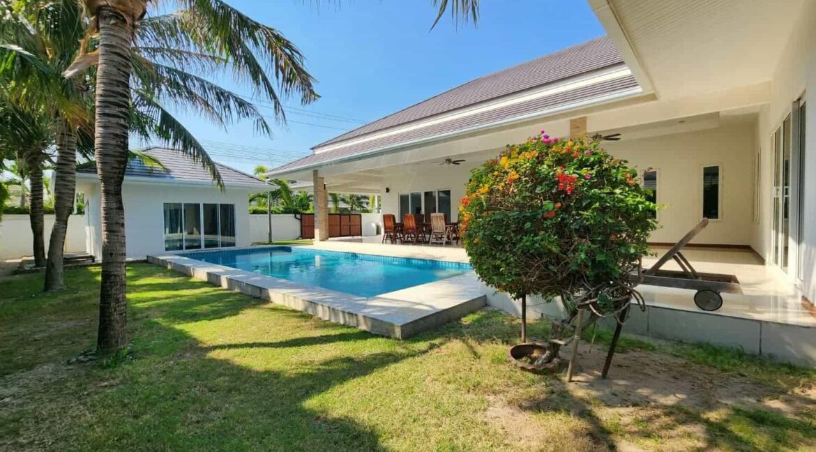 02A Palm Villas pool villa