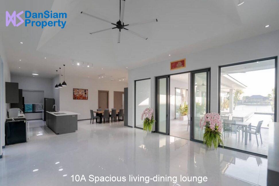 10A Spacious living-dining lounge