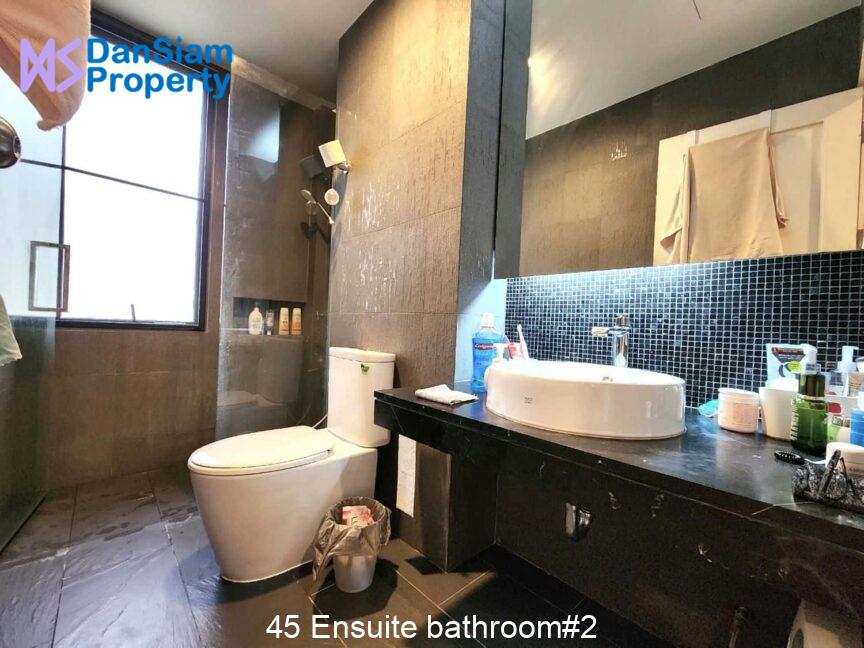 45 Ensuite bathroom#2