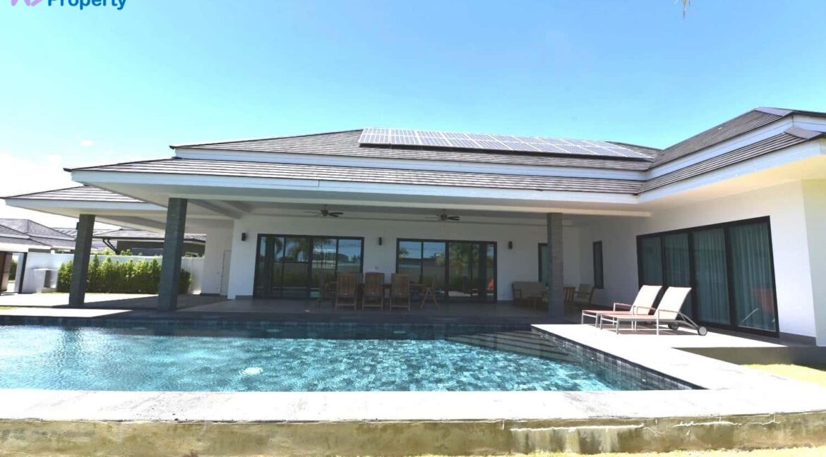 02A 3-Bedroom luxury pool villa
