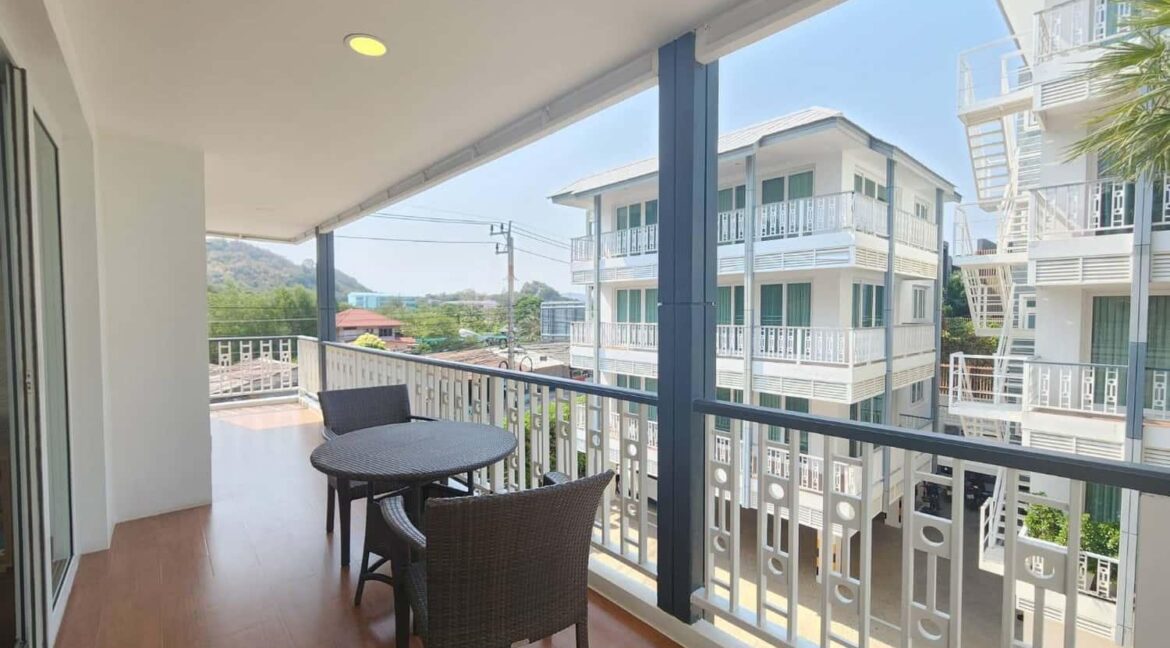 15B.Large balcony with garden view