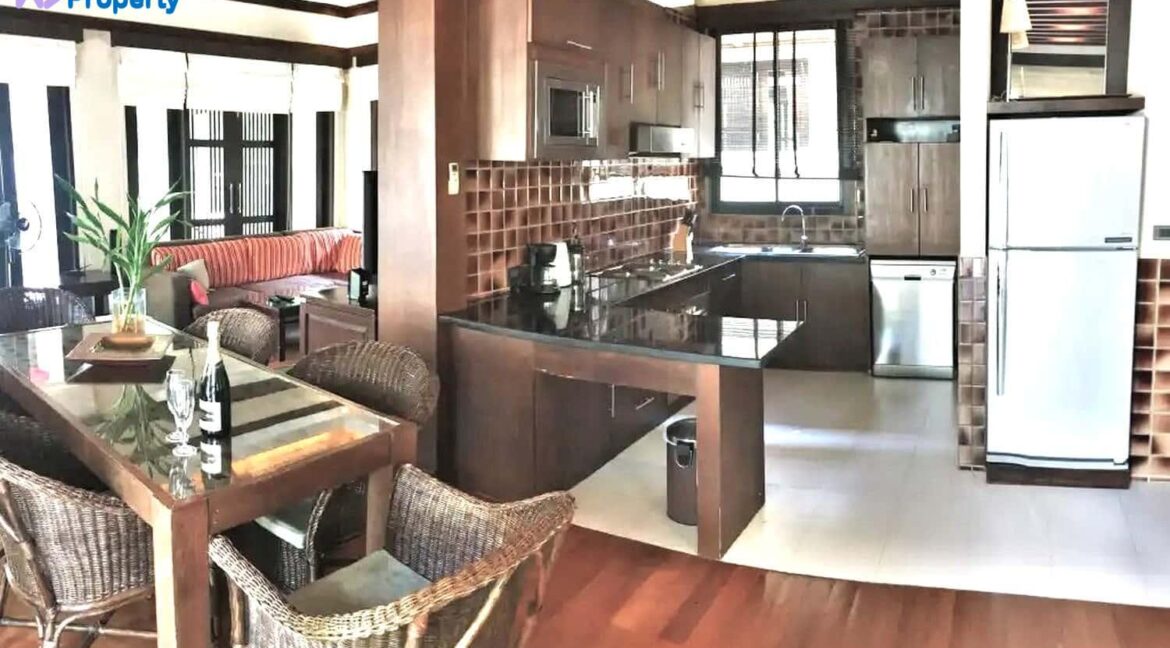 25-Fully-fitted-open-kitchen