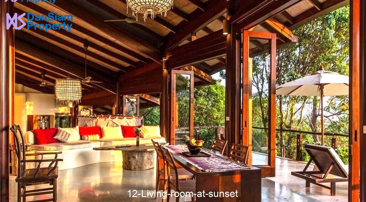 12-Living-room-at-sunset