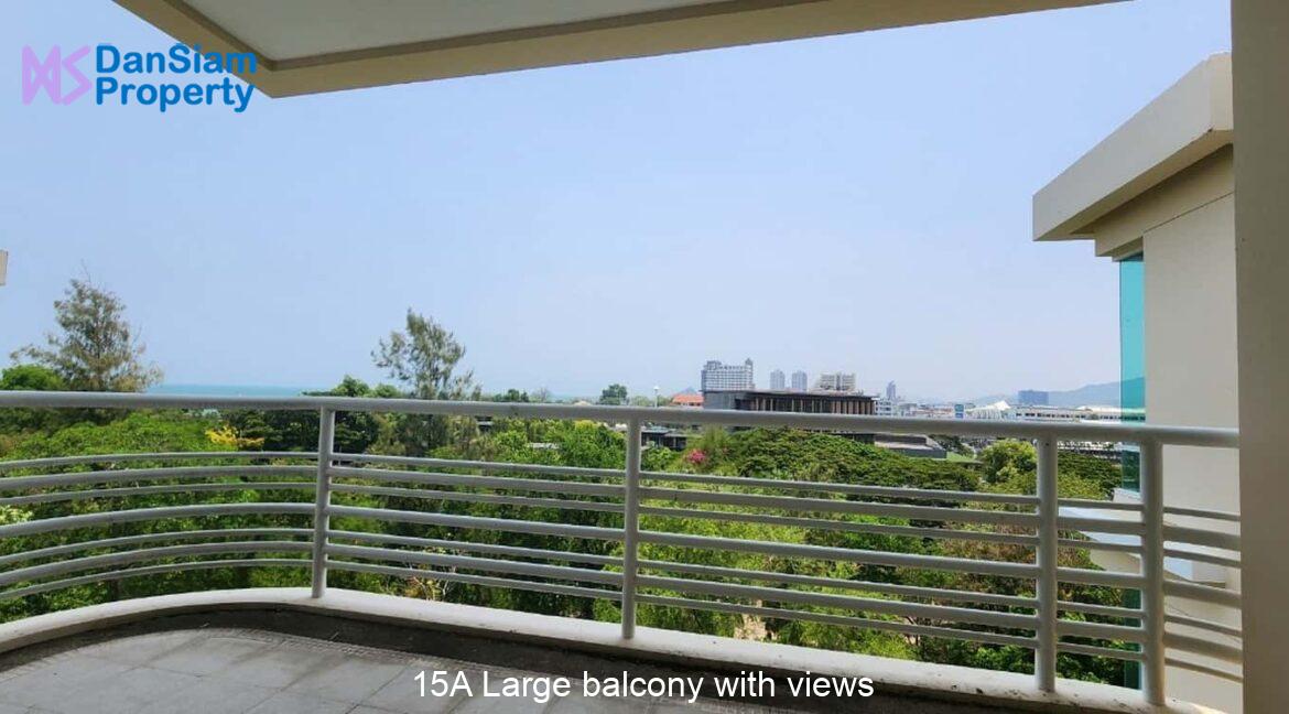 15A Large balcony with views