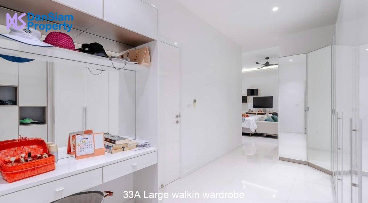 33A Large walkin wardrobe