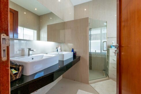 35 Ensuite master bathroom