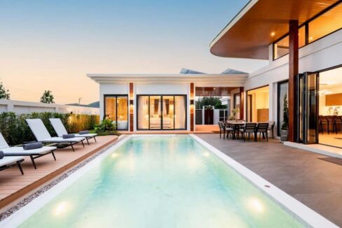 04 Luxury Pool Villa Exterior