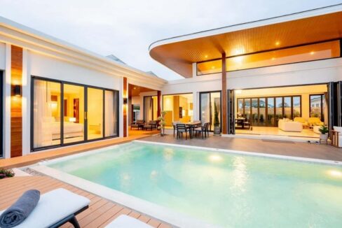 07A Luxury Pool Villa Exterior