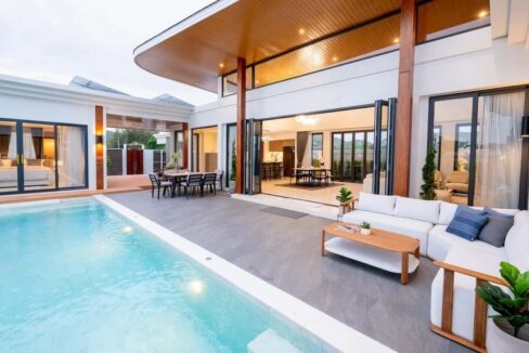 07B Luxury Pool Villa Exterior